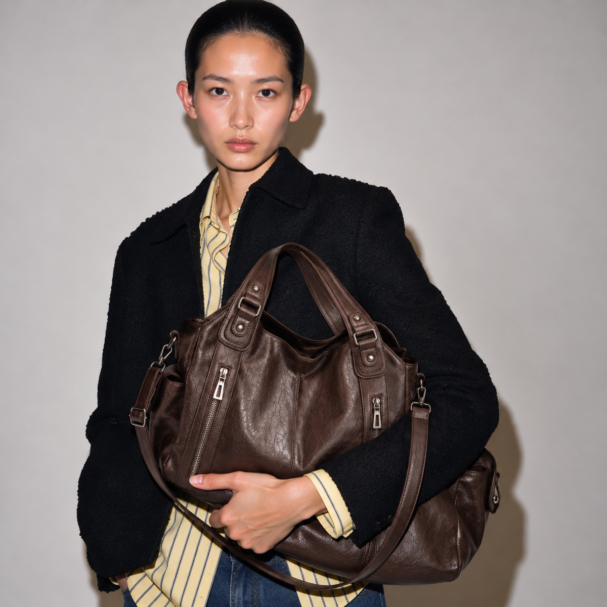Sac Topeka OGAMERI porté à l'épaule